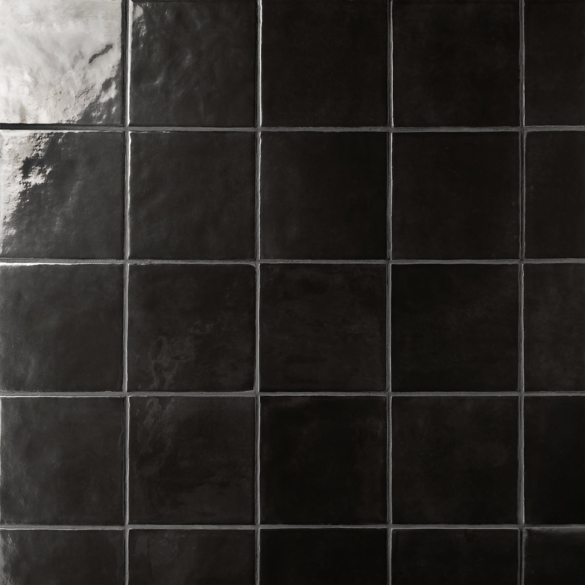 Bedrosians Cloé 5" x 5" Glossy Ceramic Tile in Black | Item Code DECCLOBLA55G